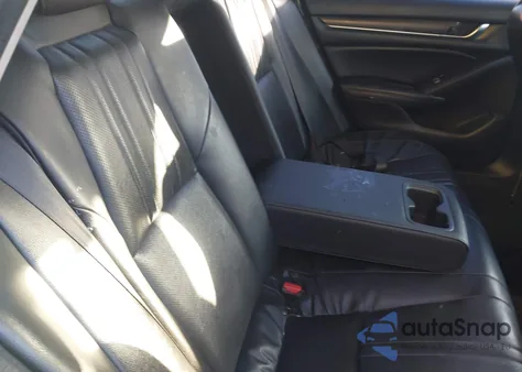 2018 Honda Accord Ex-L z USA, uszkodzony, nr VIN 1HGCV1F59JA126698